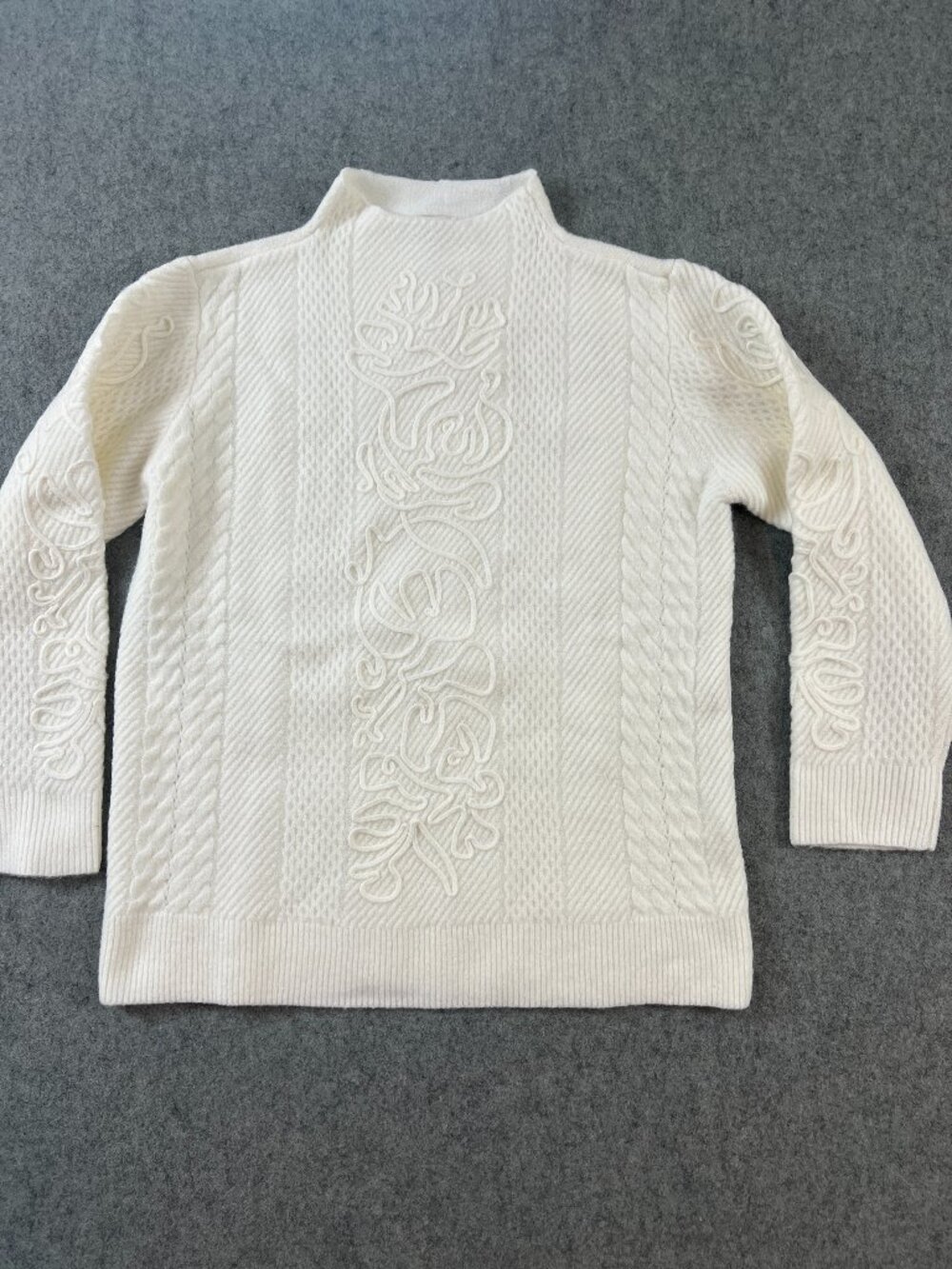 Anne‎ Klein Women White Embroidered Mock Neck Sweater Cable Knit Medium Cozy NWT